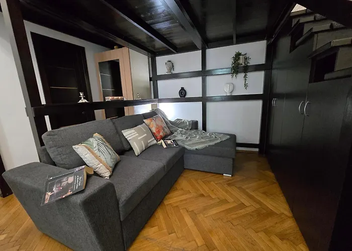 Sofia's Comfy In The Old Town Appartement *